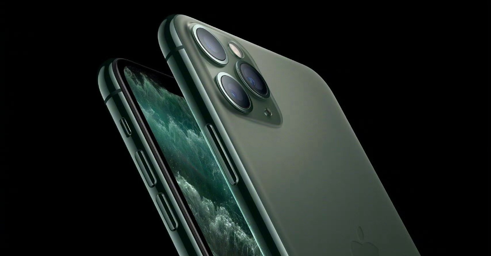 iPhone11 Pro暗夜绿质感独到，磨砂玻璃背板设计不沾指纹，整体低调高级，