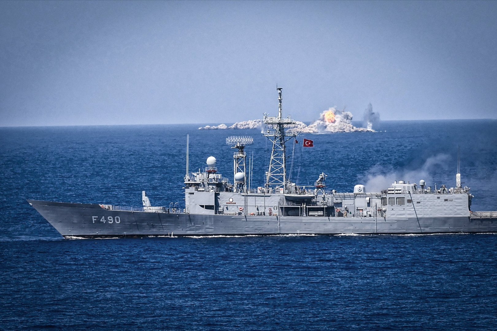 飞扬军事早安 