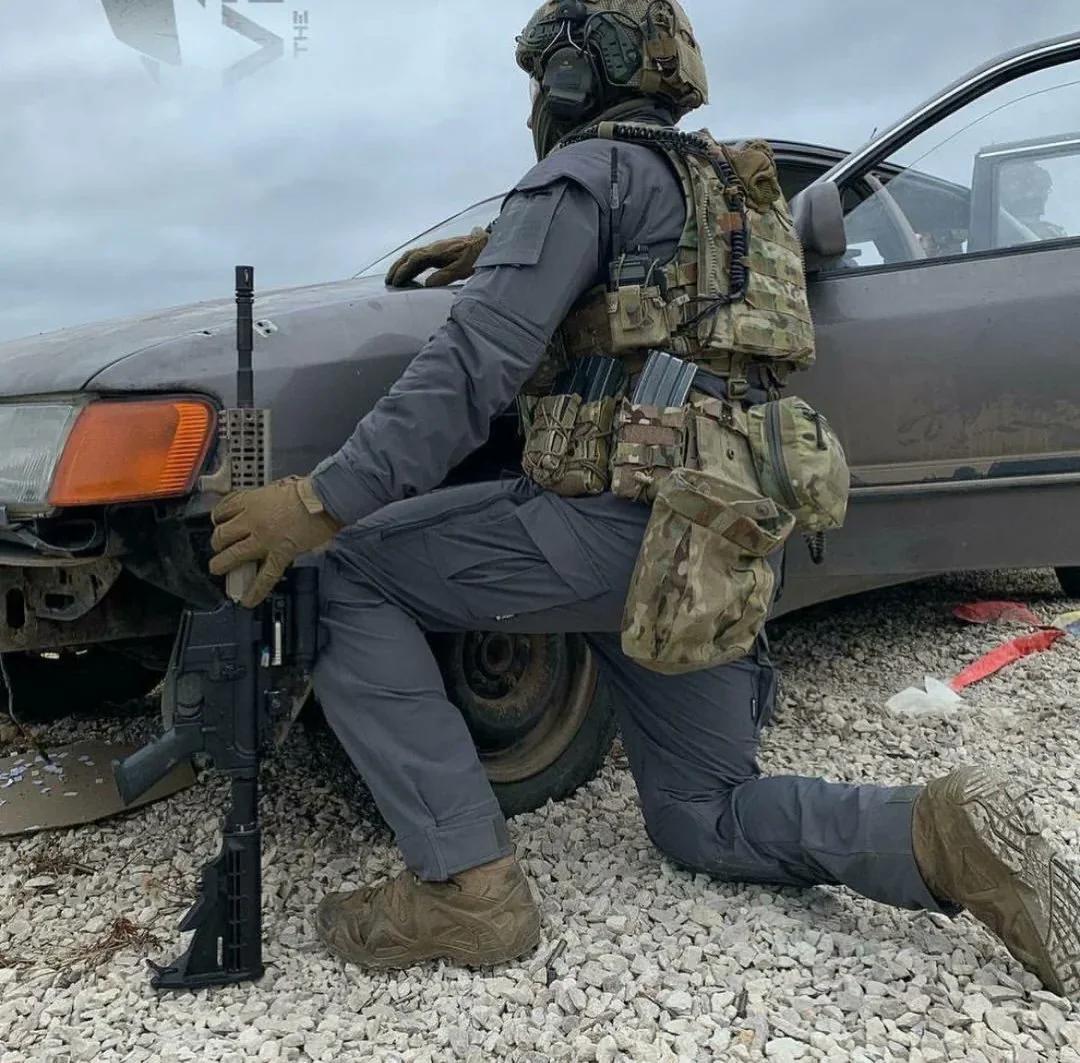 俄罗斯 SSO 操作员使用 大毒蛇XM-15E2 5.56 卡宾枪（从格鲁吉亚缴