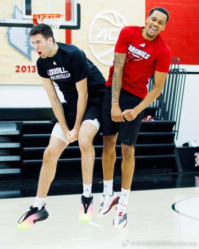 路易斯维尔男篮集结备战新赛季张博源NCAA