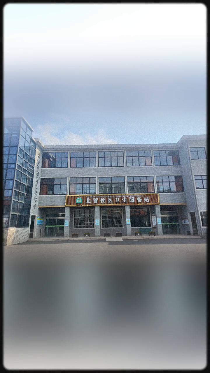 春日漫步随拍。
在春日的某个早晨，在转角的鲜花店，春天那么美好，错过就可惜啦。