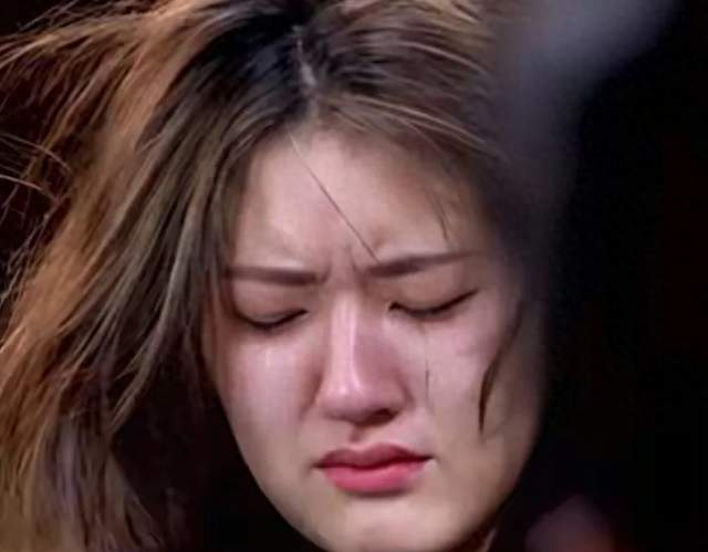 被多次争议缠身的赵露思，不顾央视警告彻底走上另一条路？