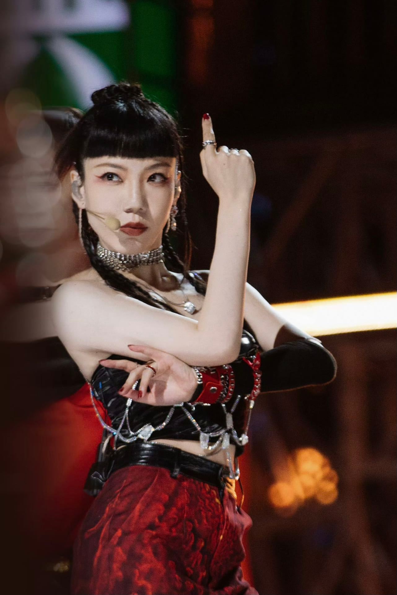 王蓉建议浪姐把淘汰的姐姐复活重赛王蓉吴莫愁喊话浪姐节目组 王蓉吴莫愁直接在线喊话