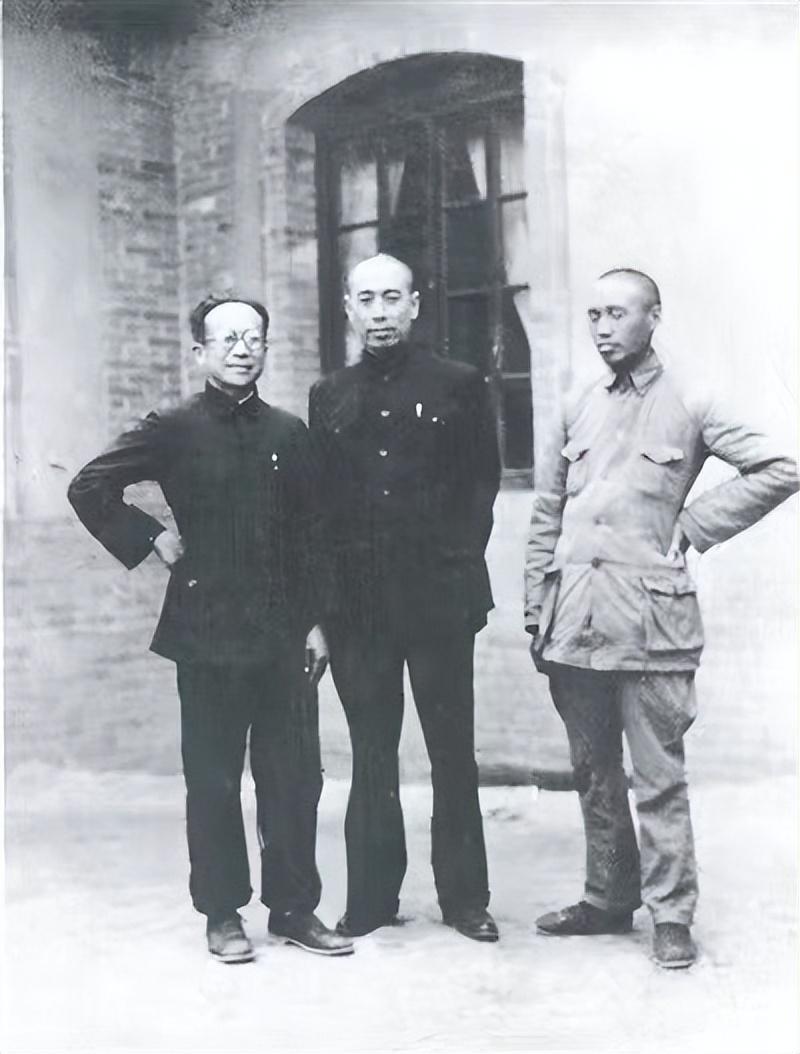 1928年，张云逸被捕，周总理让陈赓去救他，可张云逸不认识陈赓，还把他当成特务，