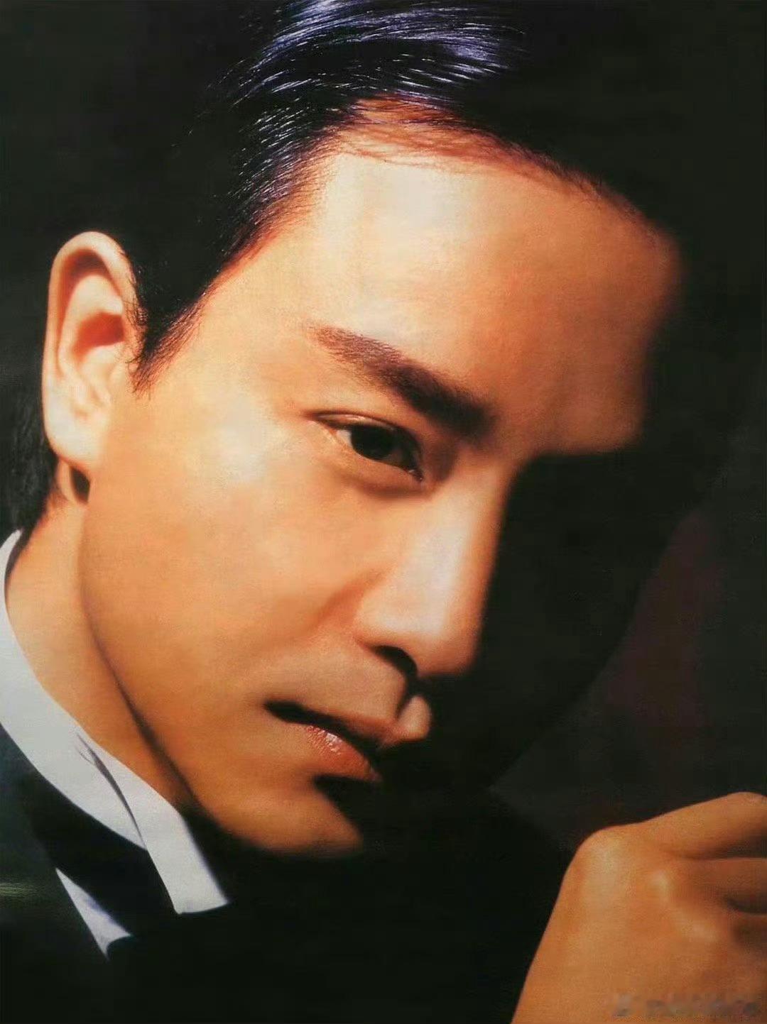1994年7月23日，《金枝玉叶》香港上映。 ​​​