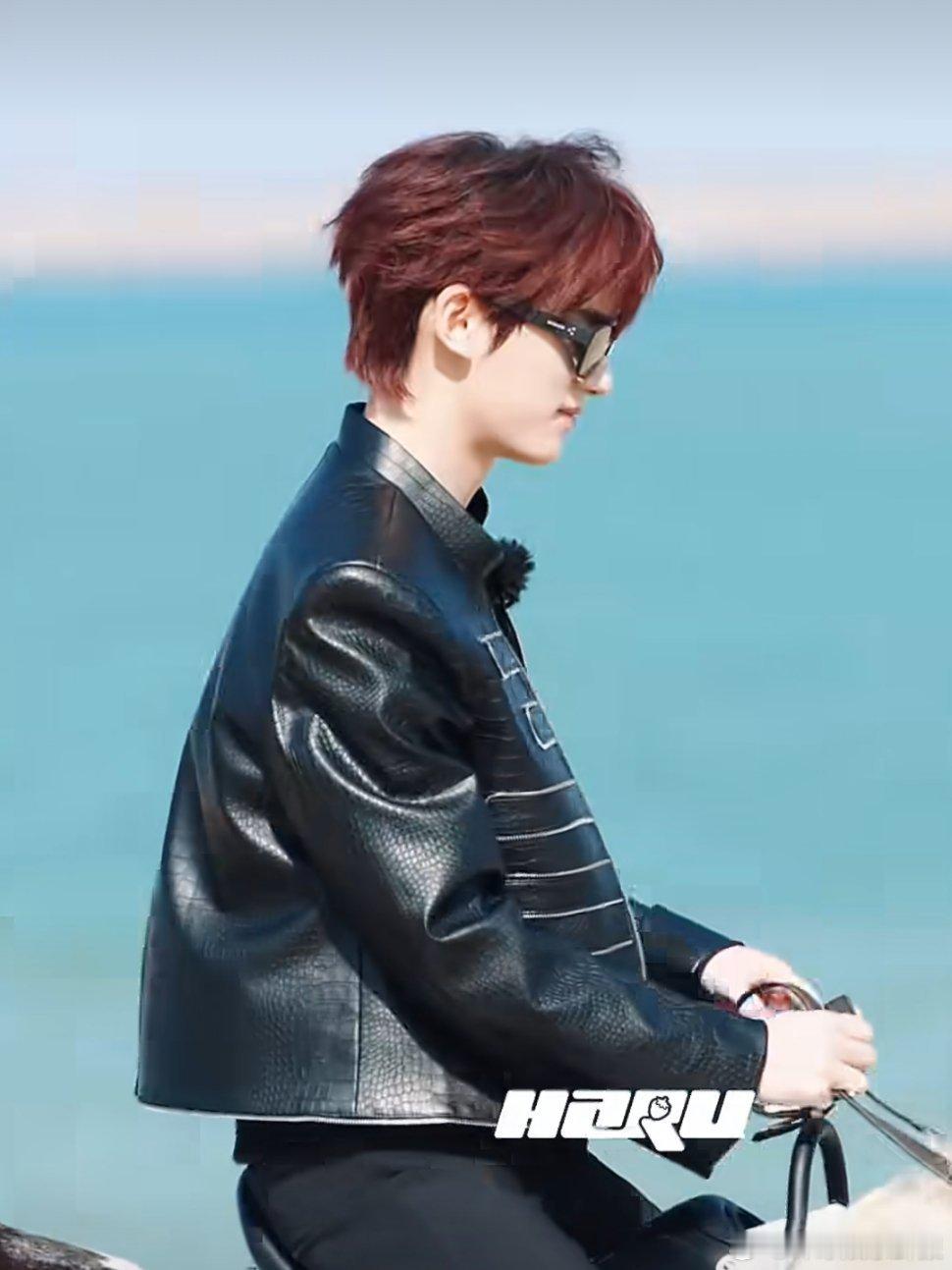 丁程鑫仰头这一下你好星期六你好星期六全员团建路透 谁懂啊！丁程鑫好六团建骑马路透