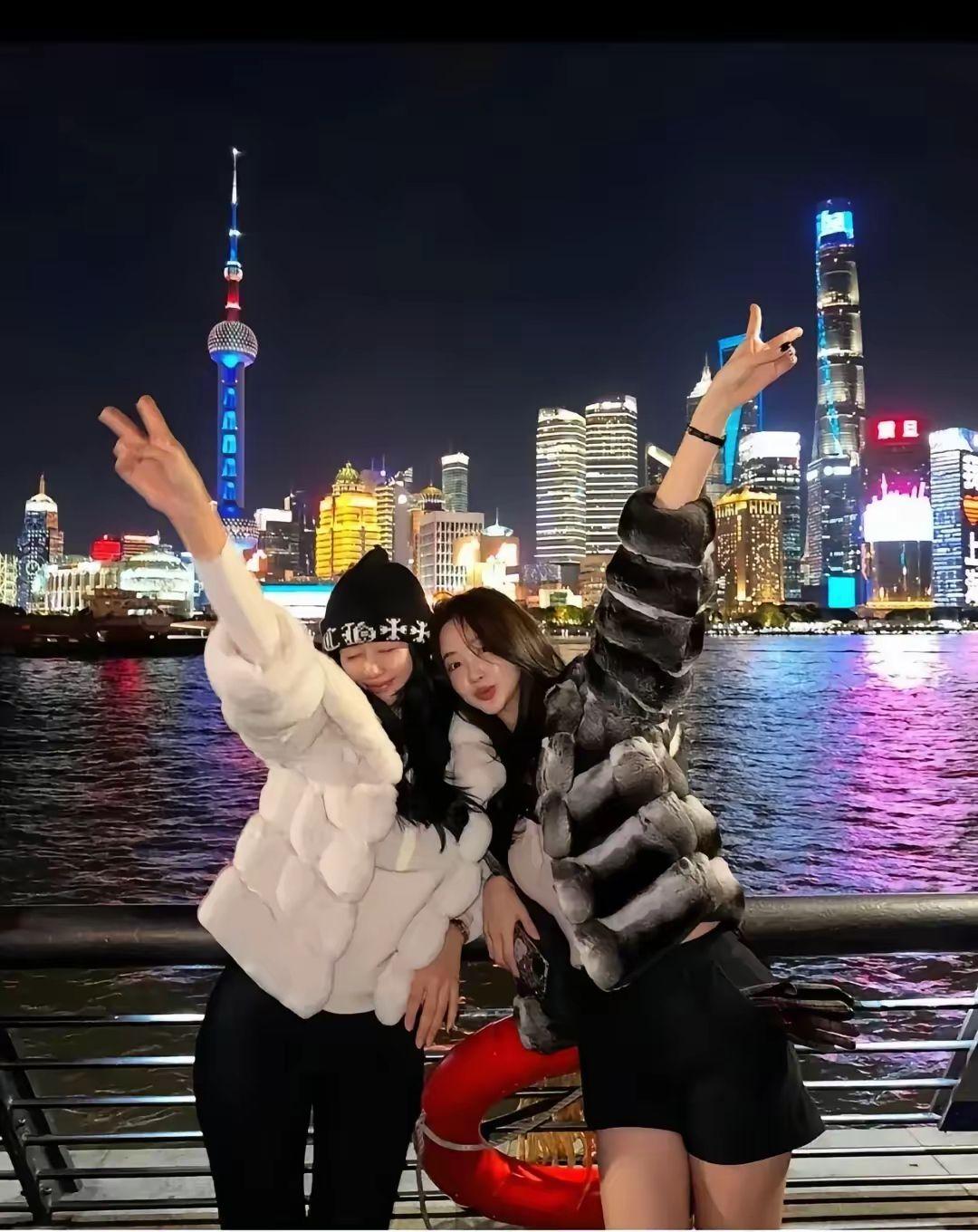 1148.6万人次！韩国赴华客流半年冲顶，上海稳坐第一客源地。
8月10日，综合