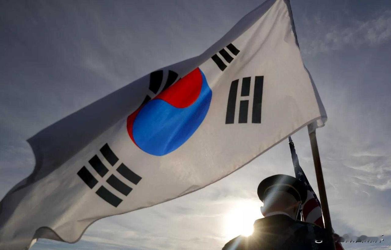 韩国发布《统一白皮书》，内容意义重大！

5月18日，韩统一部发布新版《统一白皮