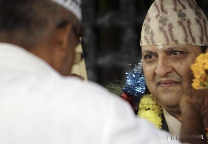 《曼谷邮报》《南华早报》1月12日报道，尼泊尔前国王贾南德拉（Gyanendra