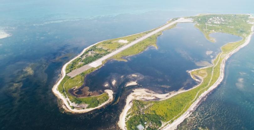 ​
目前由中国台湾地区“海巡署” 派驻人员驻守管理，在东沙岛设相关管理机构，负责