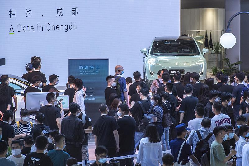 8.99万起售！德系插混轿车，纯电续航200km，综合续航超2000km
预算1