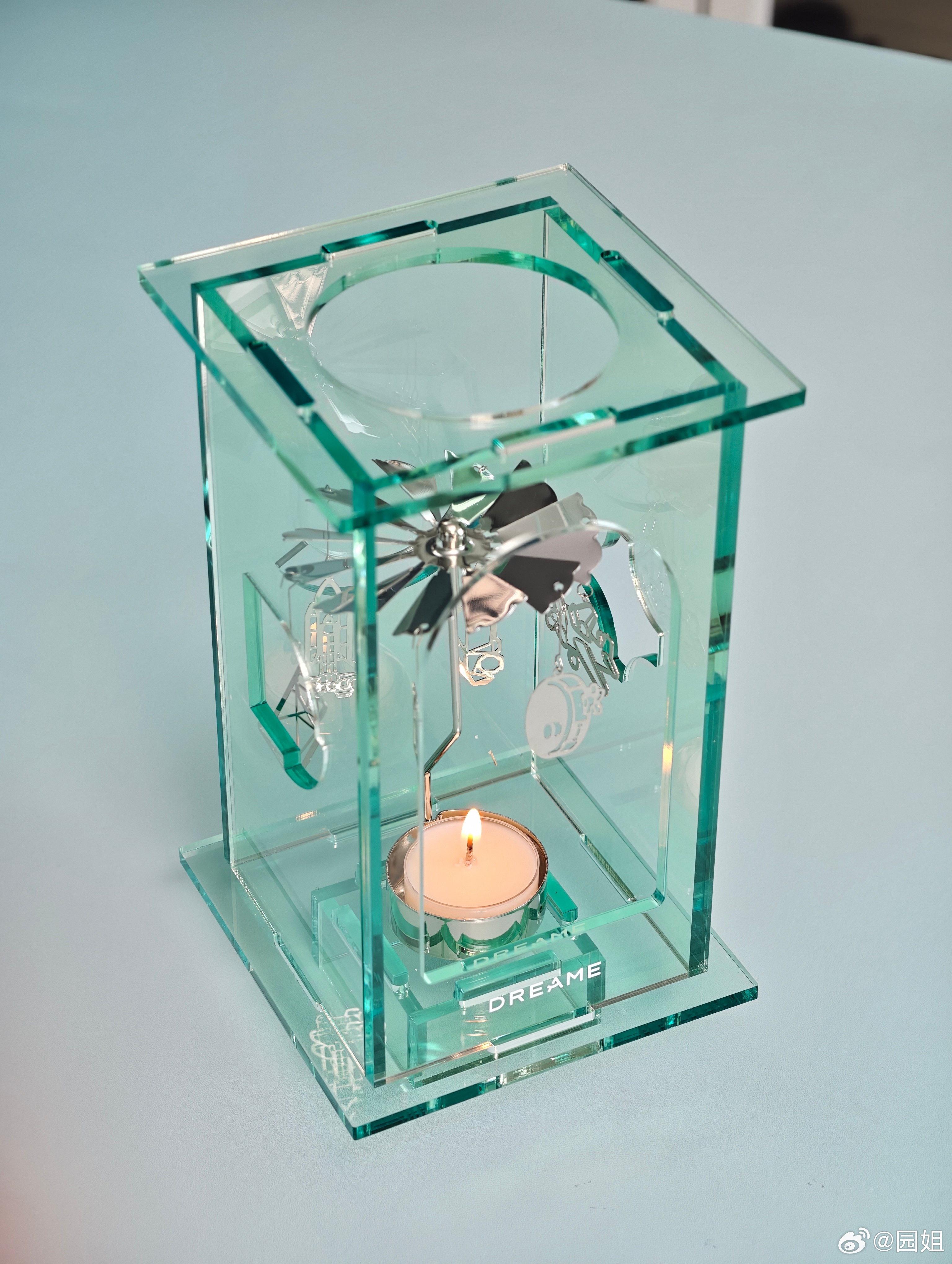 追觅的端午节礼包不错哦，眼罩，护照夹，还有好吃的粽子，最后这个需要自己拼装的跑马