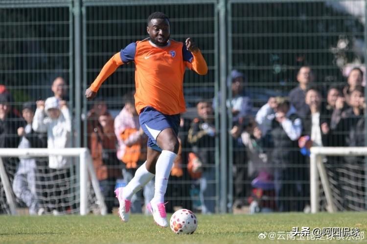 中国国家队没有完成归化奥斯卡的手续，真是太可惜，如果他能归化成功，或许中国国家队