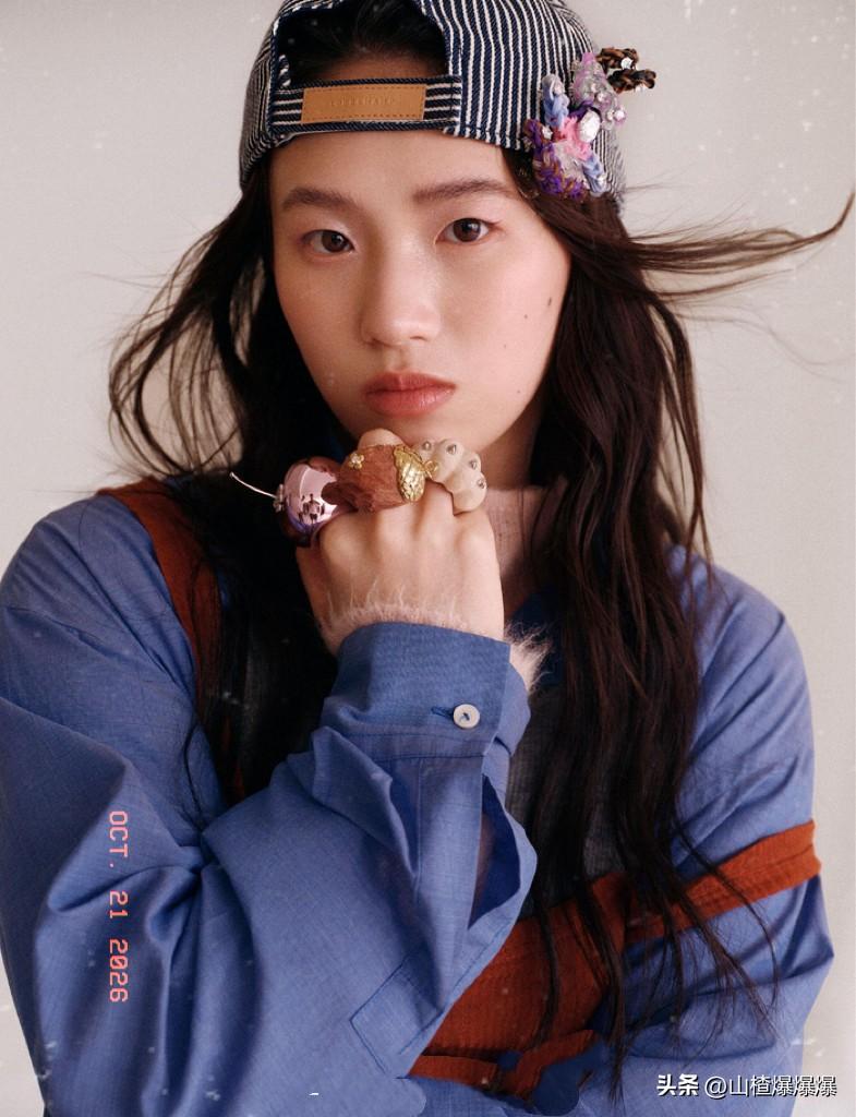 陈芋汐这个人，
总是给人感觉不够亲和，
不是因为她过于高冷，而是21岁的她边界感