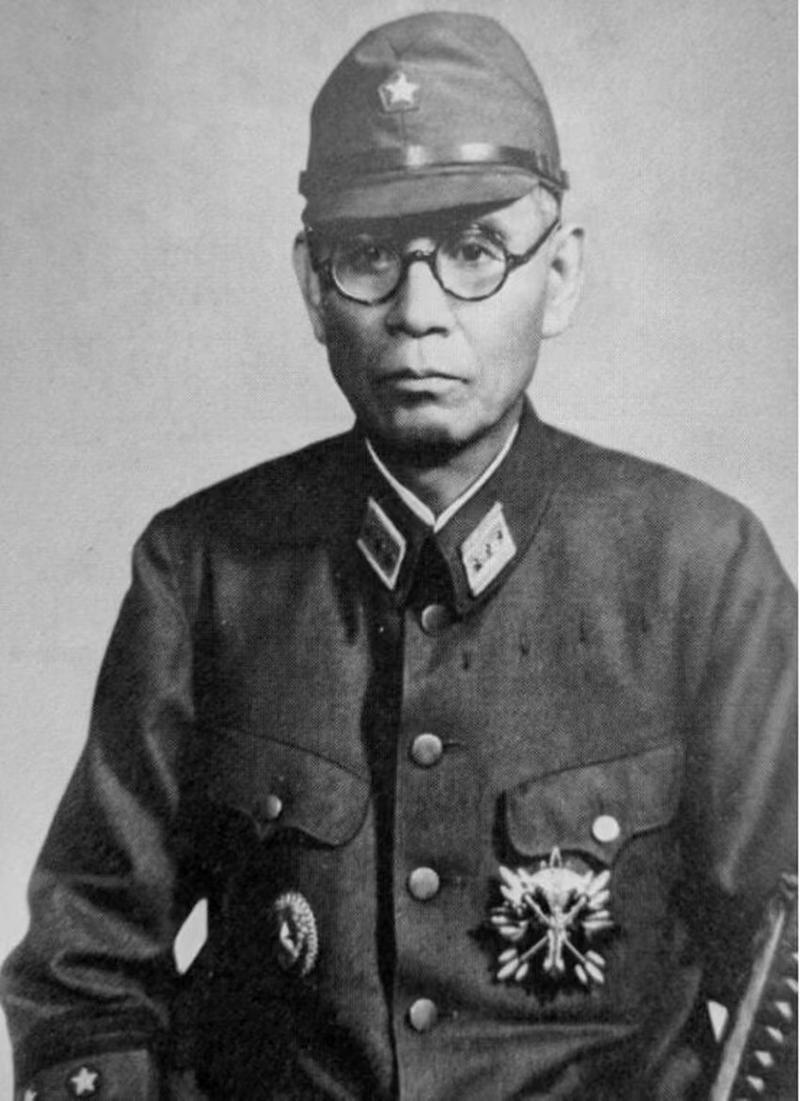1944年，冈村宁次侄子在山东潍坊被八路军俘虏，冈村宁次用40多名被俘干部用以交