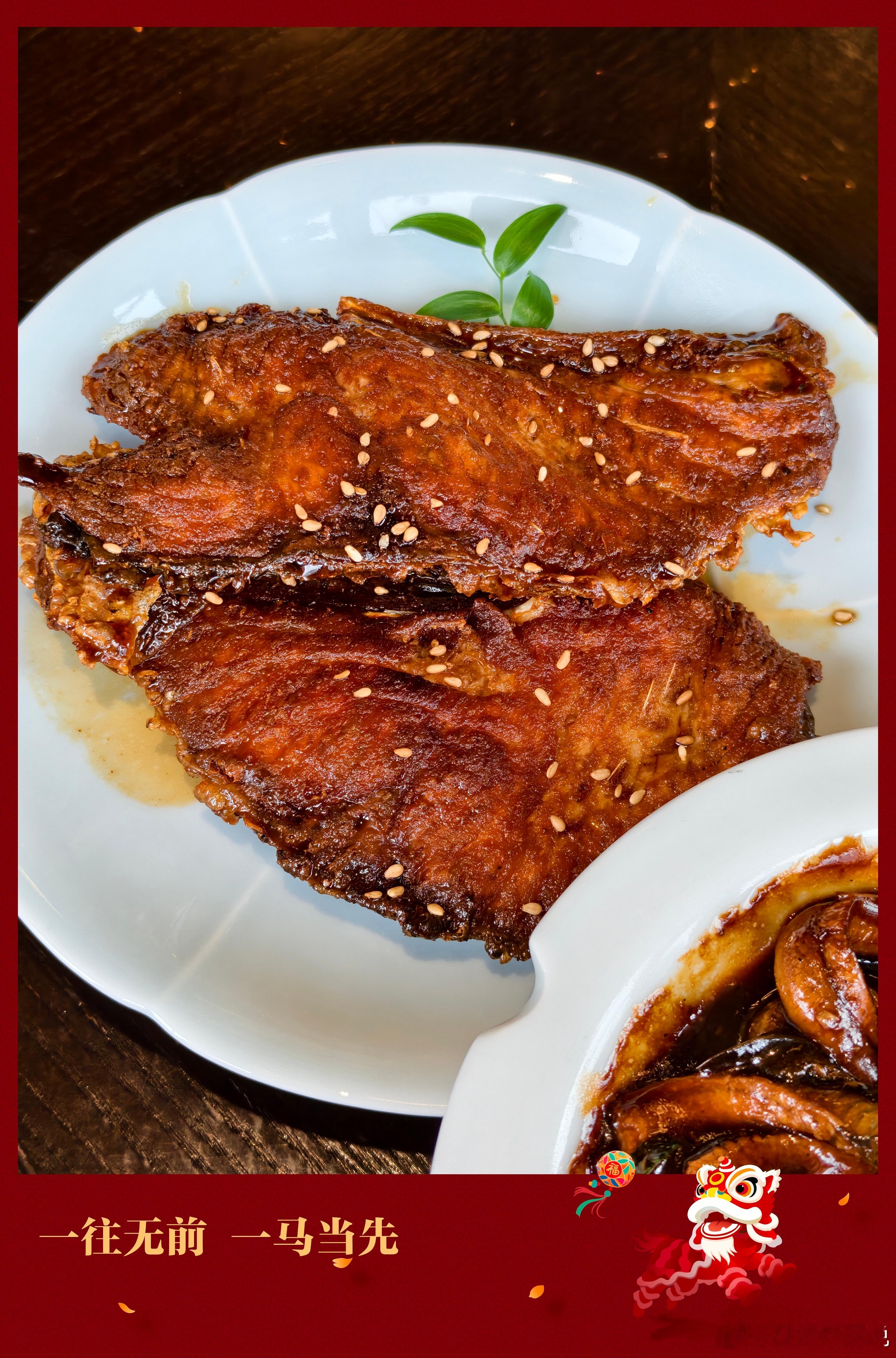 一会的飞机，想着试试苏州的面，在对面商场找到个瑞面，生意挺好的，本地人很多。我点