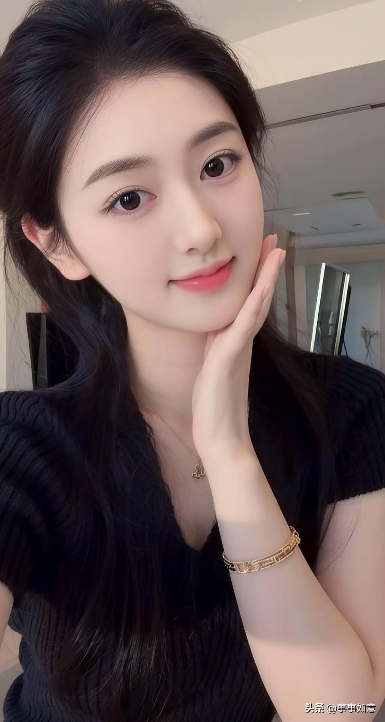 钱难挣，屎难吃
果然是没错的
今晚生意又是很差
只要到七八点生意就很差了
五六点