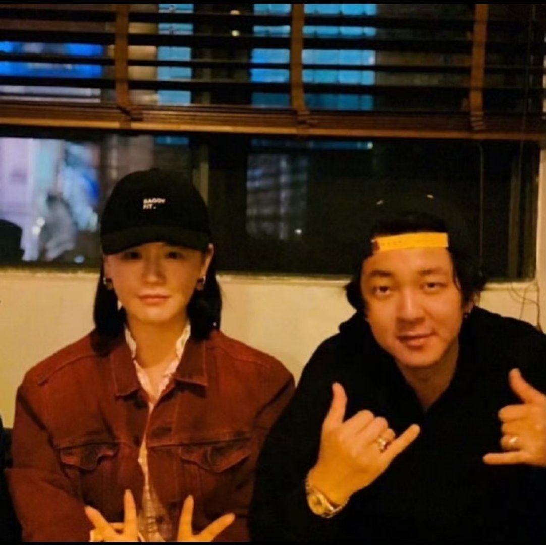 马思纯男友张曼乐疑似被打， 马思纯这么好的条件  能不能整个靠谱的！！ ​​​