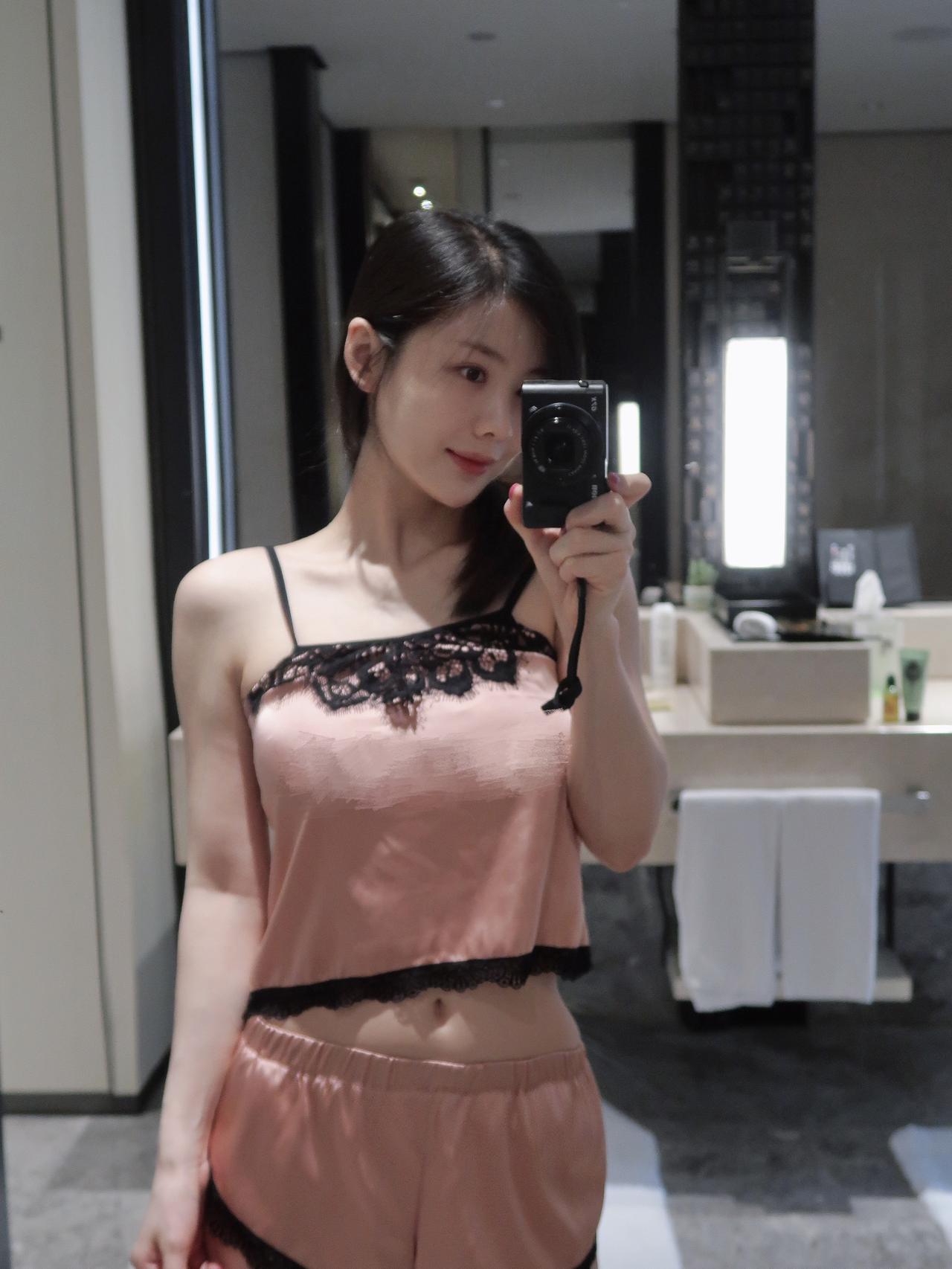 和我处对象的要求
0.谈之前要花钱
0.谈的时候要花钱
0.分手之后定期转钱
1