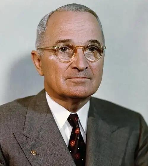 你最不喜欢美国哪一任总统美国历任总统中，最不喜欢的是第33任总统杜鲁门，他对新中