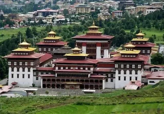 唯一没和中国建交的邻国，首都距中国仅45公里，真正原因令人气愤！

新中国成立后