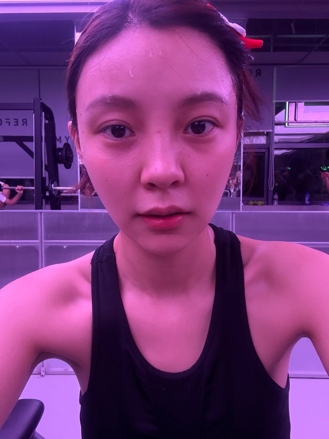 lizi说下次见面超过98斤一斤2000本人已从103瘦到99了 [爱慕] ​​