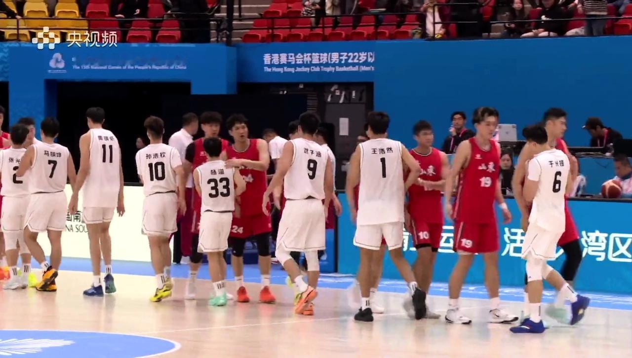 全运会U22男子篮球决赛，广东大胜山东获得冠军，感觉这场比赛不是一个级别的比赛，