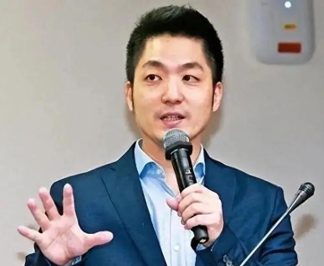 台北市市长、蒋介石曾孙——蒋万安直接把话撂下了！他曾当着媒体的面斩钉截铁地表示，