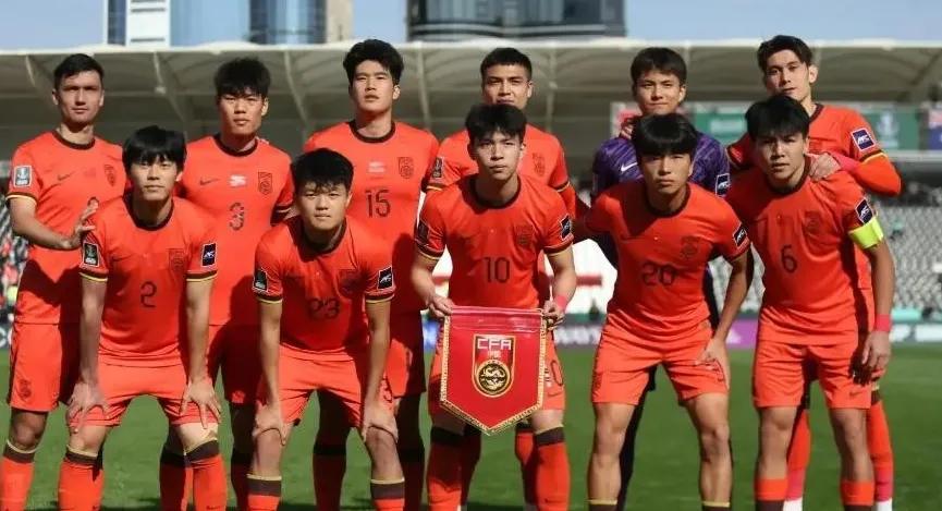 明晚7:30，中国u23男足将在亚洲杯1/4决赛中迎战强劲对手乌兹别克斯坦，面对
