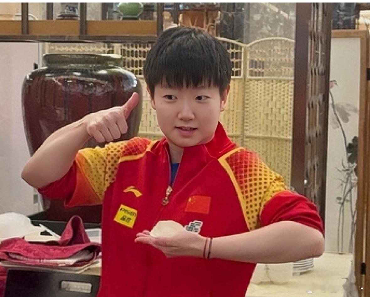 再见我的2024  给孙颖莎的年终告白  体育大赏 吃饺砸 