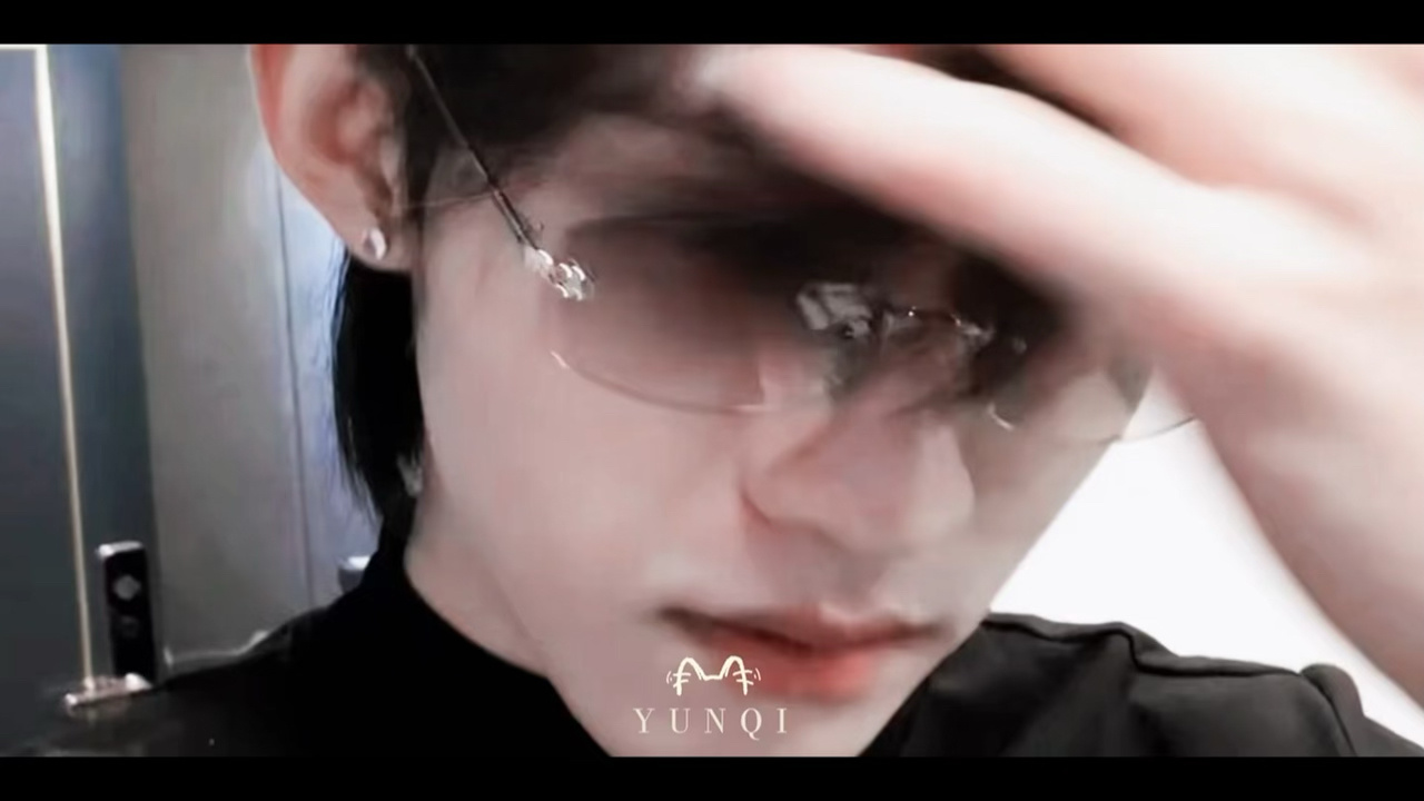 好帅这个视频耳饰大赏。。“漂亮小狗展示耳朵”🥺 