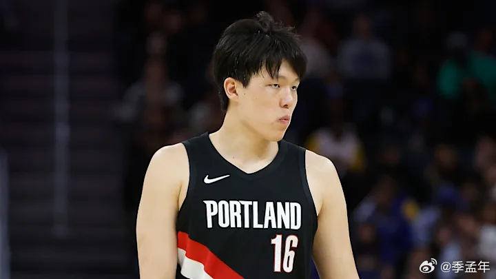 看了开拓者和火箭两场比赛的录像，这两场比赛对于瀚森来说意义太重大了！虽然他的数据