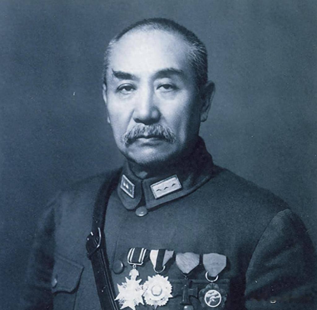 权力的绝境：阎锡山1949年为何执意赴台？
1949年的太原城外，冰雪未消。阎锡