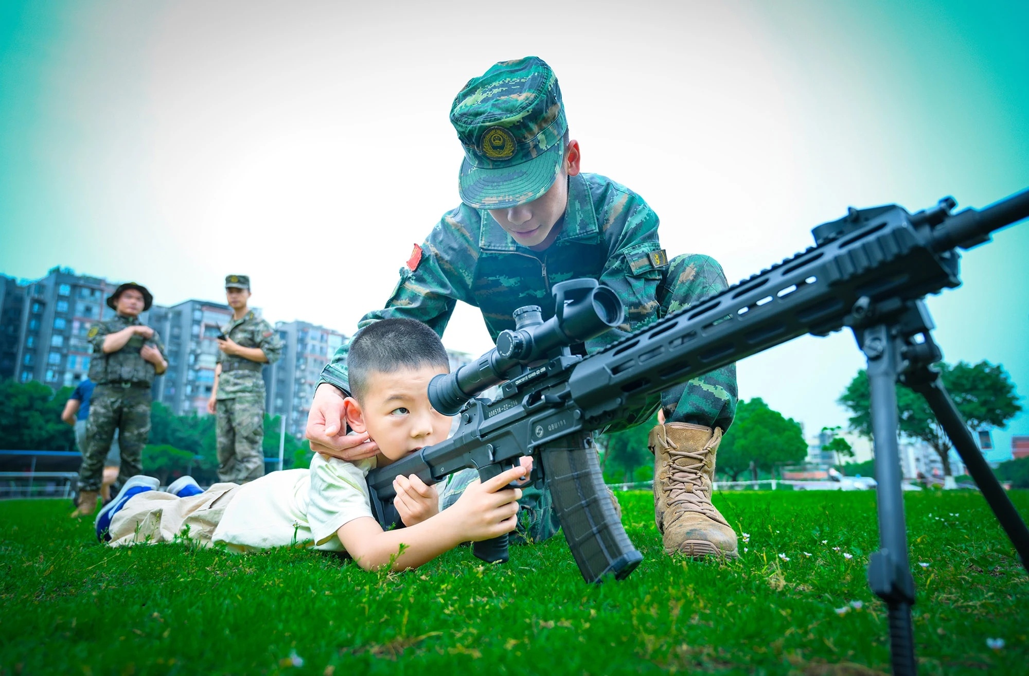 武警重庆总队执勤第一支队“我光荣，我是一个小小兵”亲子活动（重庆武警）烽火问鼎计
