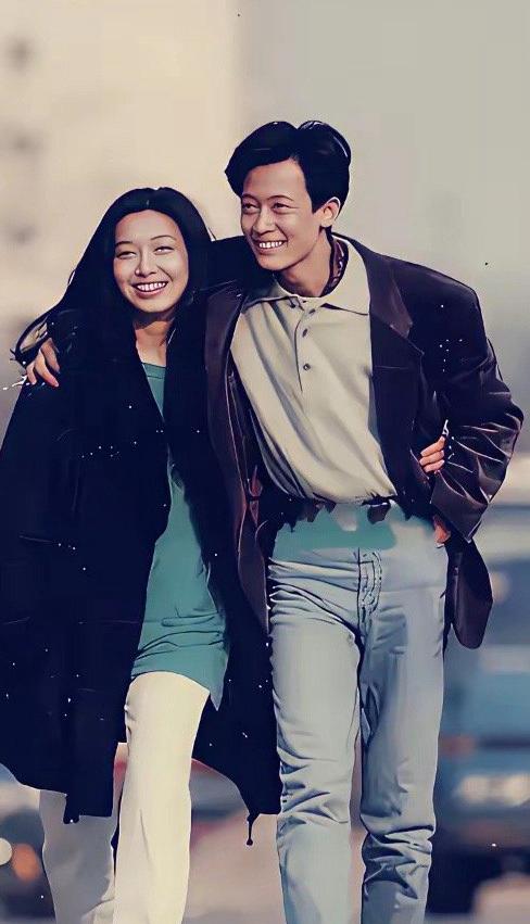 江珊：志文，昨天刷到《过把瘾》的片段，我才惊觉，当年的那个“杜梅”和“方言”，再