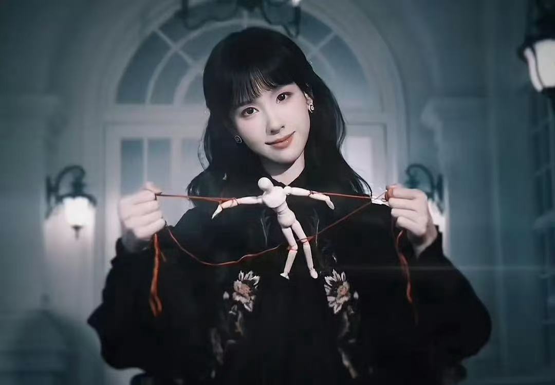 陈都灵白切黑转场陈都灵提线木偶转场好一个白切黑的白幼薇陈都灵