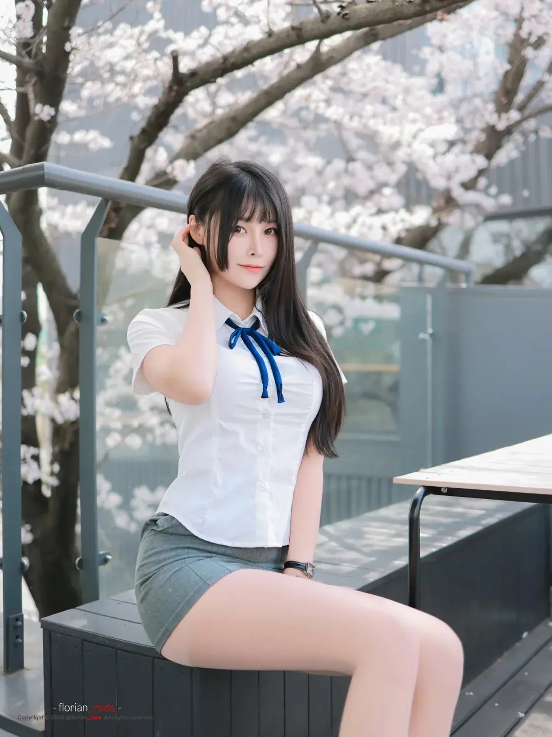 高颜值jk制服 甜美jk 纯欲jk风 这腿又长又白又细 大长腿