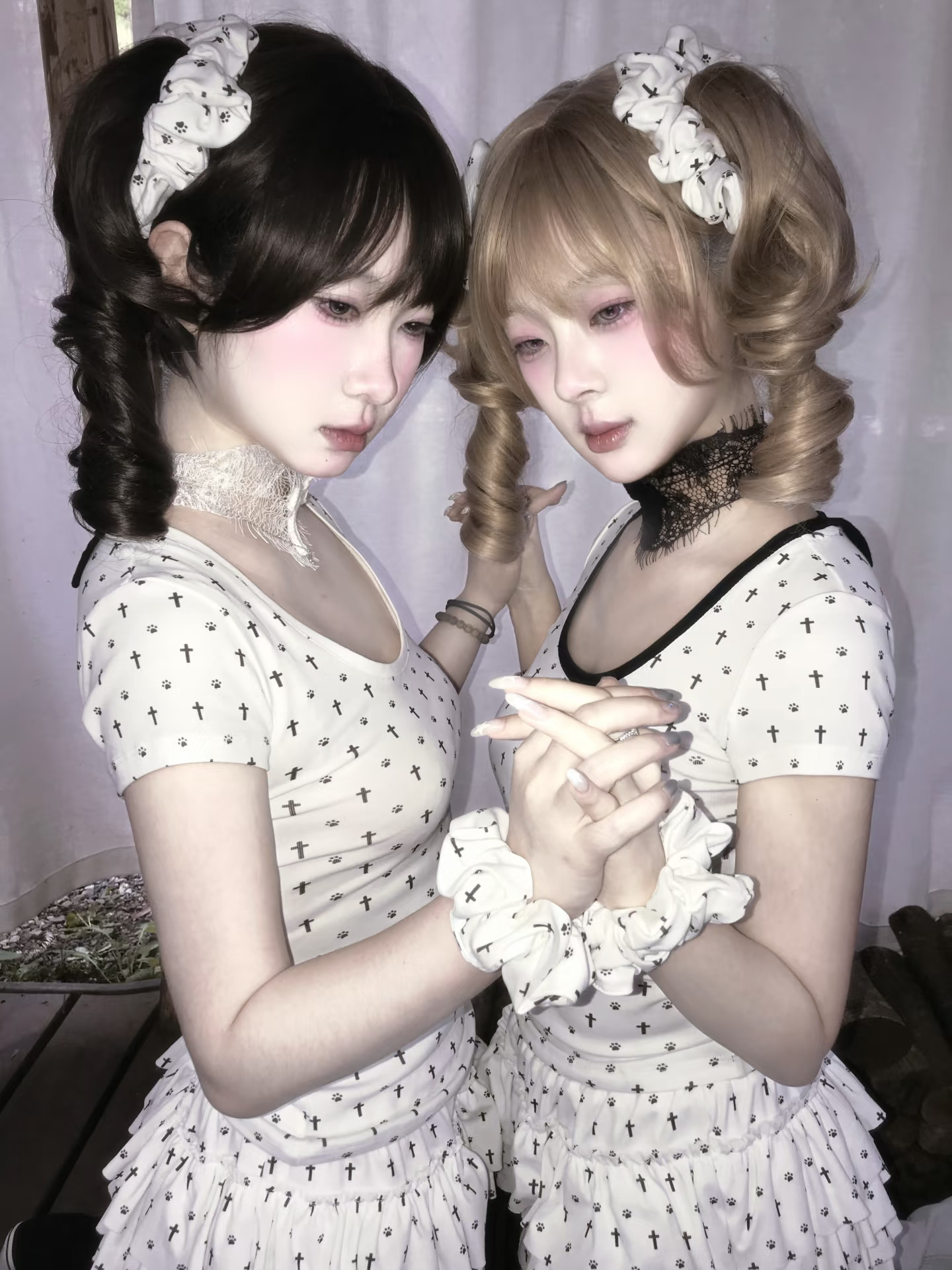 Twin Marionettes