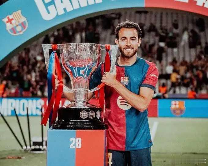 罗马诺：埃里克-加西亚与巴萨的5年新合同将于下周签署根据知名记者罗马诺的消息，埃