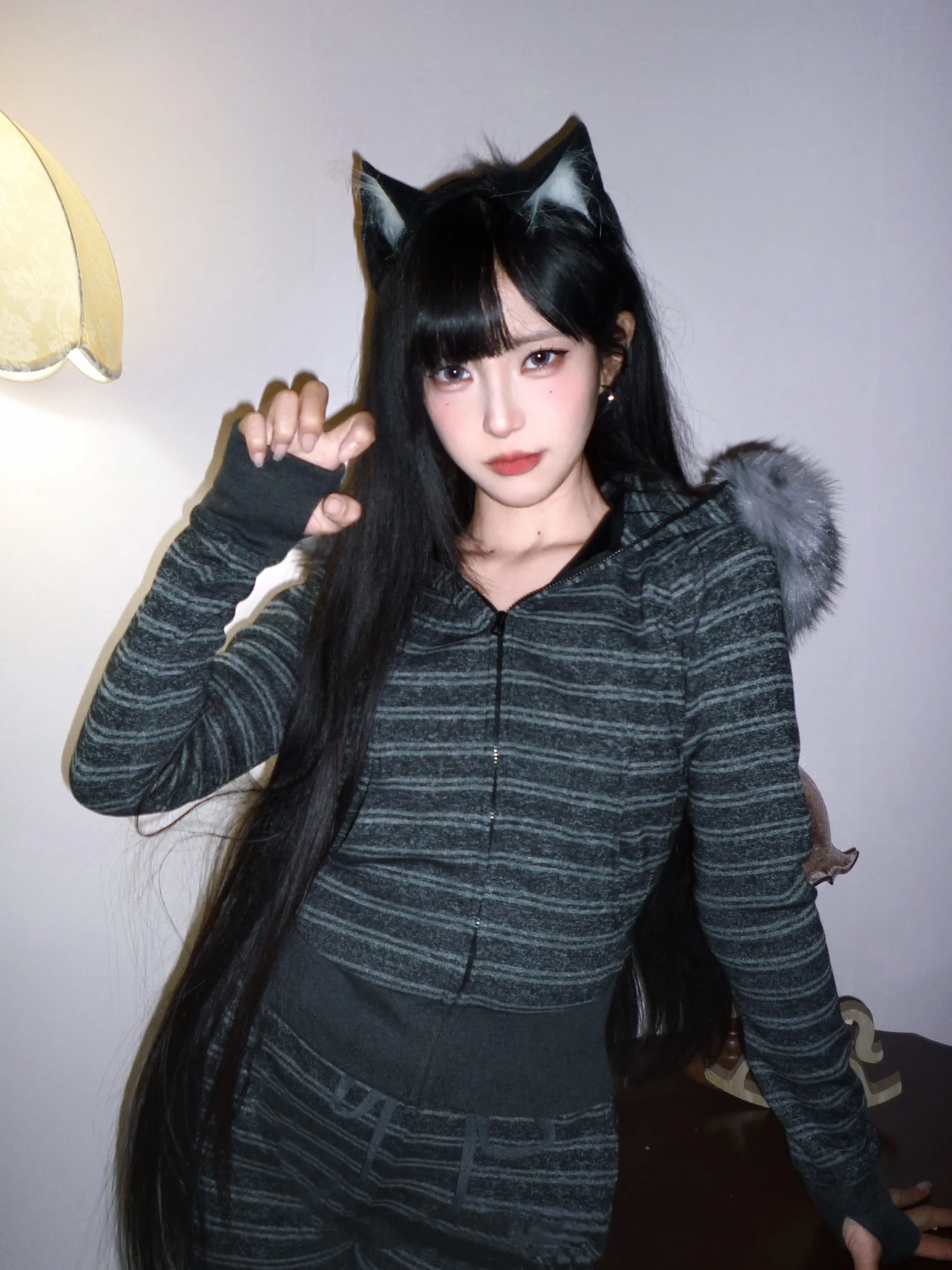 后来我学会了换位思考 确实 我哪都好