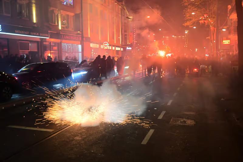 根据往年的经验，今年的跨年夜也将充满风险，几乎所有人都有这个预警信息，但是悲剧还