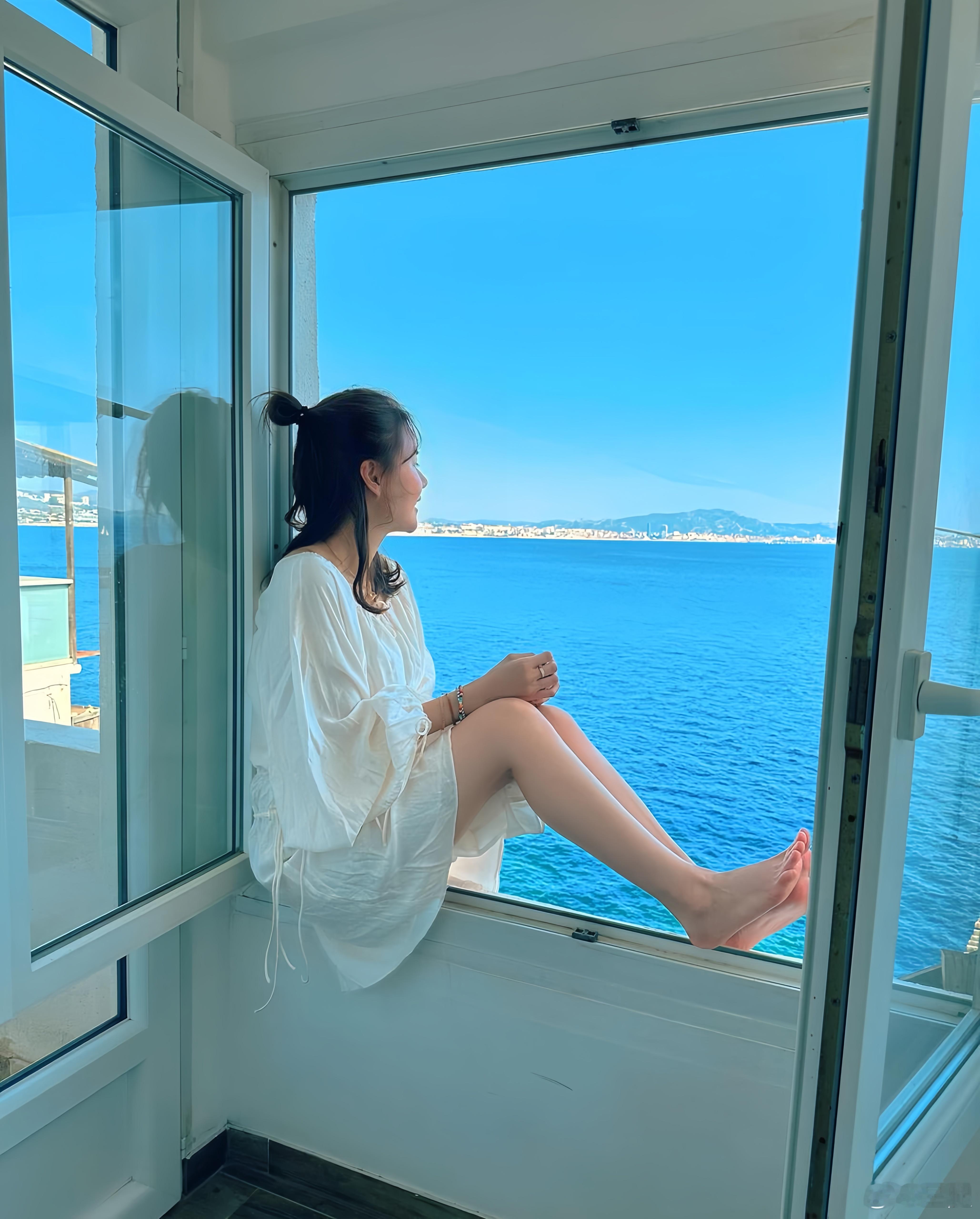 黄翠如 💙 旅游节目碎片，蓝天大海美人[送花花] ​​​