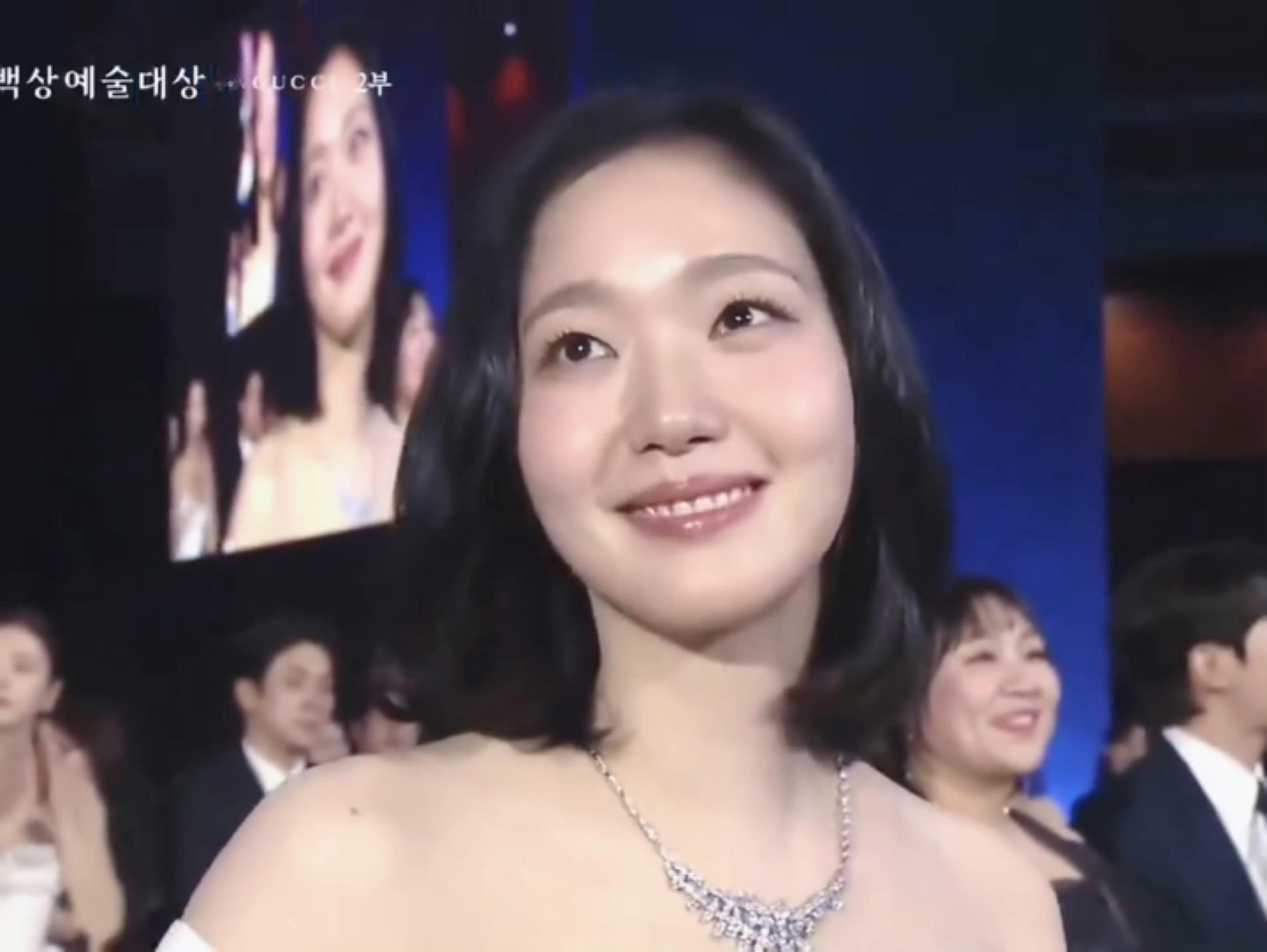 金高银好可惜这镜头好美 