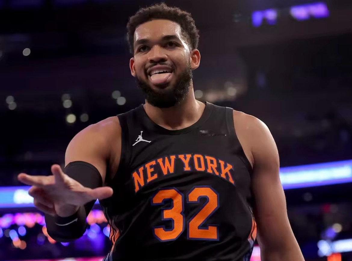 今日NBA总决赛G3，最终尼克斯111-115不敌马刺，季后赛13连胜遭遇终结，