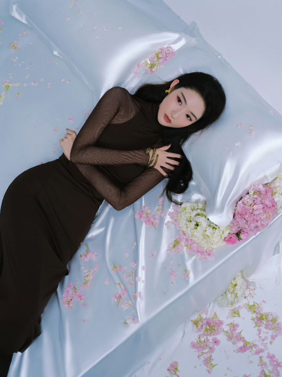 王玉雯王玉雯蛇镯王玉雯蛇镯配饰王玉雯蛇镯 