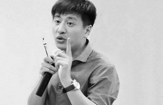 3月24日，张雪峰去世的消息引发全网关注。在众网友感叹人生无常、为张雪峰感到遗憾