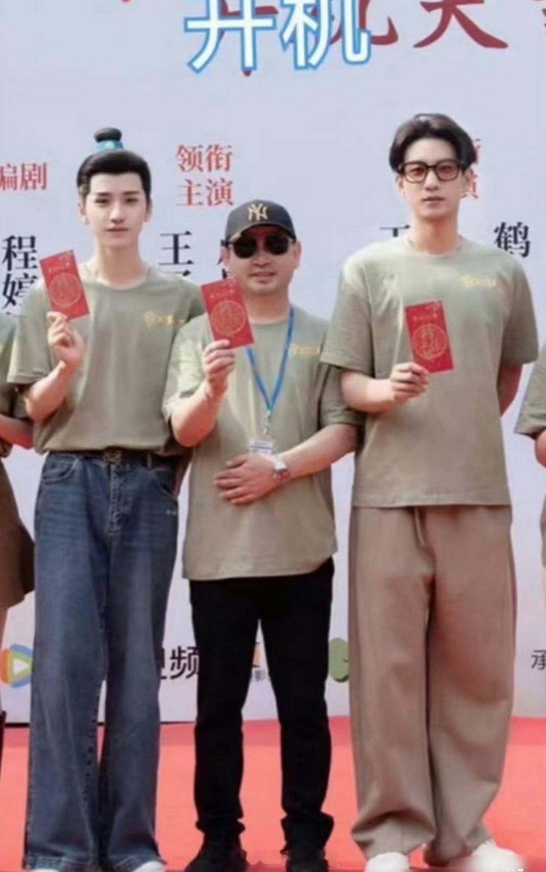 为了让王子奇王弘毅一样高剧组也努力了 ​​​