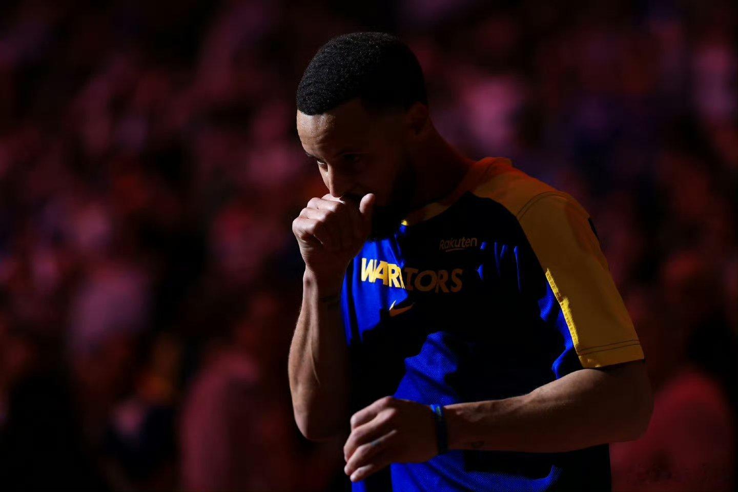 在本赛季得分榜前十中，37岁的库里是年龄最大的。除了库里之外，年龄第二大的球员是