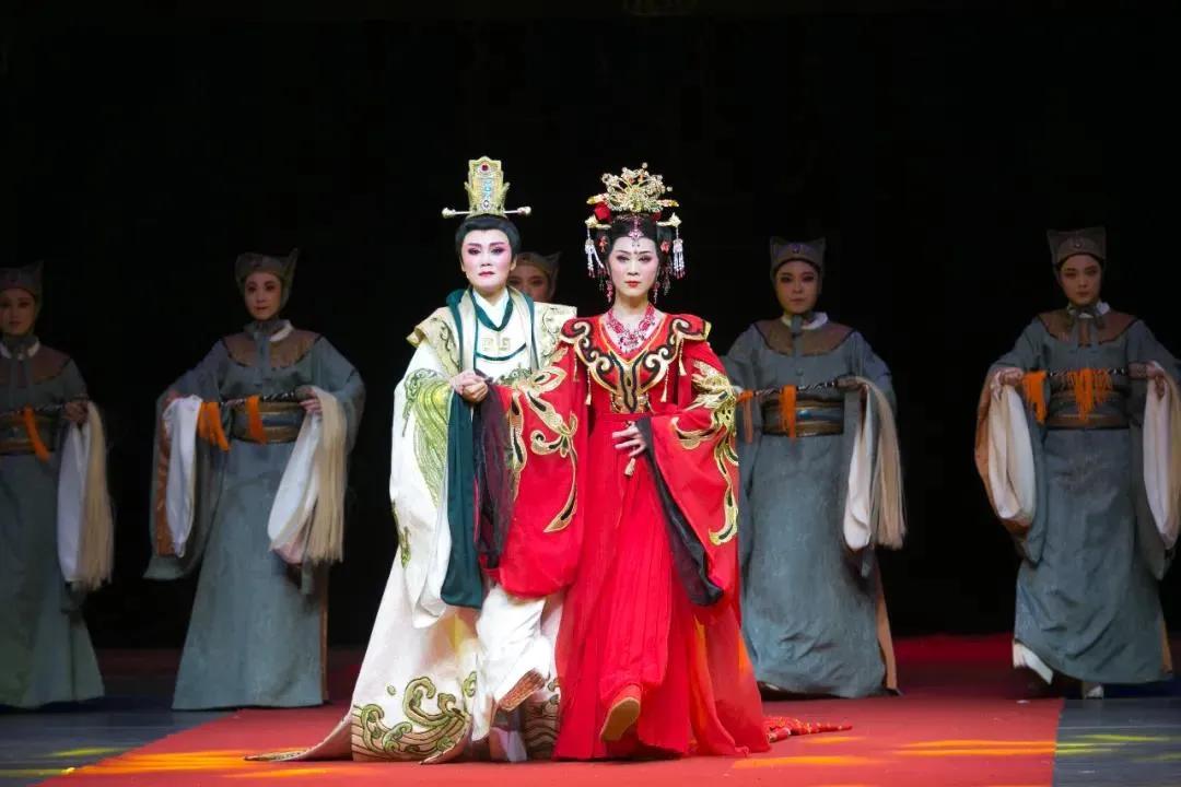 开心麻花搞的沉浸式话剧《甄嬛传》要开演啦！时间定在2025年12月31日到202