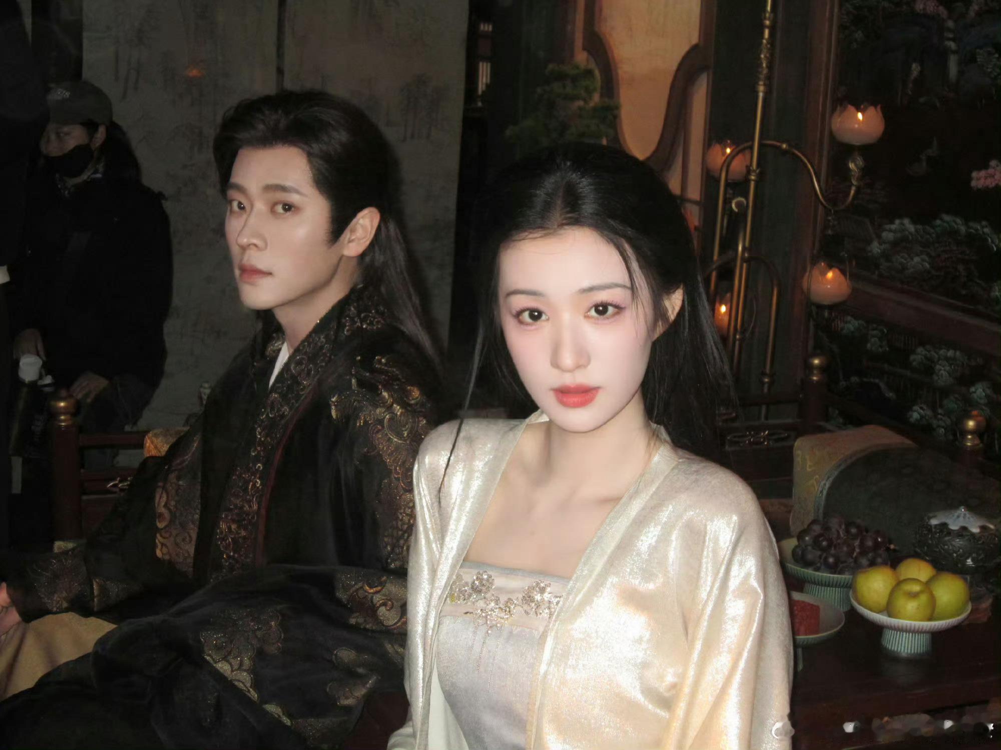 王楚然、丞磊《成何体统》豆瓣开分7.2！完结后还加广目前总广告时长1698秒🐮